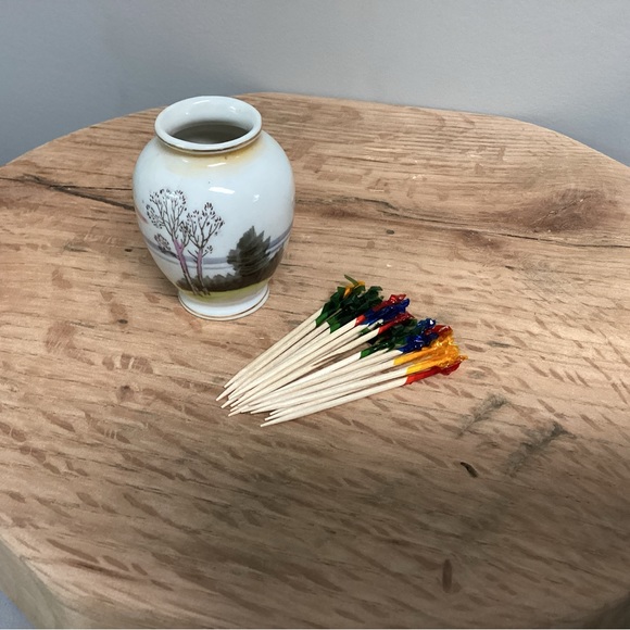 Vintage - Made in Occupied Japan Toothpick Holder - World History Collectible - Picture 10 of 12